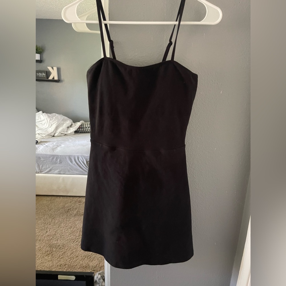 Selling Alocourt side tennis dress. Size small in perfect condition.